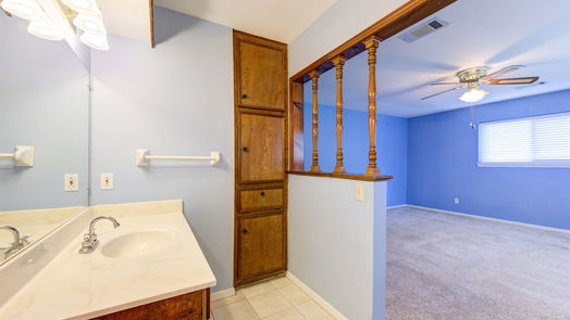 Houston 1-story, 3-bed 902 Calderwood Drive-idx