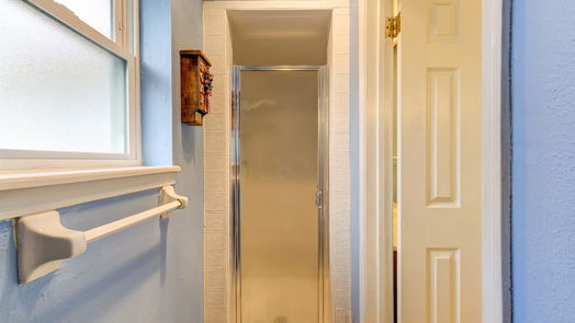 Houston 1-story, 3-bed 902 Calderwood Drive-idx
