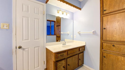 Houston 1-story, 3-bed 902 Calderwood Drive-idx
