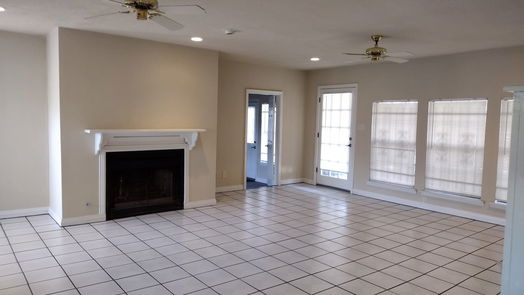 Houston 1-story, 4-bed 8302 Braeburn Valley Drive-idx