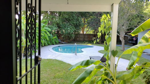 Houston 1-story, 4-bed 8302 Braeburn Valley Drive-idx