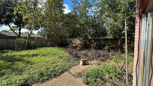 Houston 1-story, 2-bed 6225 Grape Street-idx