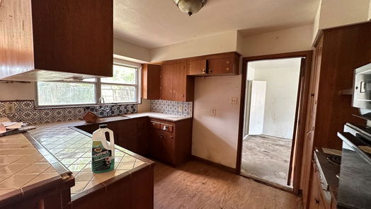 Houston 1-story, 2-bed 6225 Grape Street-idx