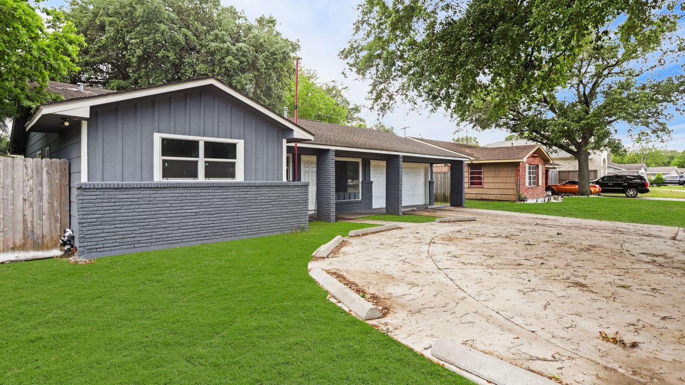 Houston 1-story, 3-bed 7007 Bellaire Boulevard-idx