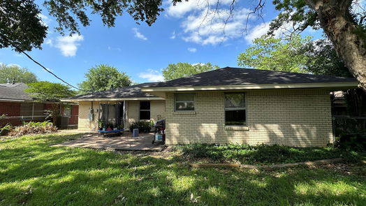 Houston 1-story, 3-bed 6521 Mobud Drive-idx