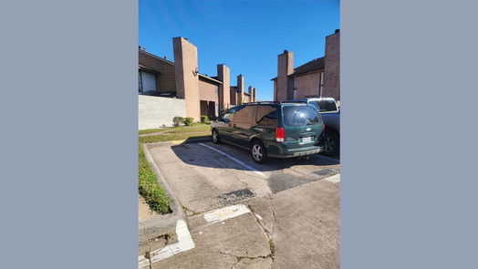 Houston 2-story, 2-bed 8901 S Braeswood Boulevard 107-idx