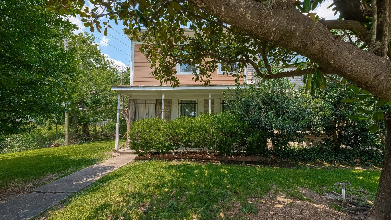 Houston 2-story, 2-bed 8246 Fondren Road 8246-idx