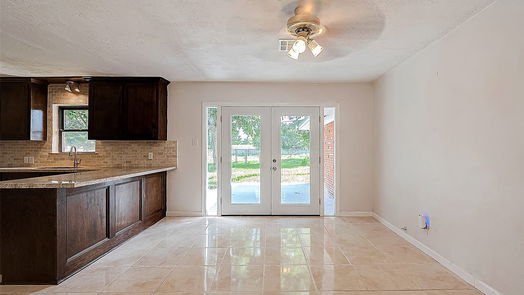 Houston 1-story, 3-bed 8930 SANGAMON Lane-idx