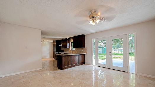 Houston 1-story, 3-bed 8930 SANGAMON Lane-idx