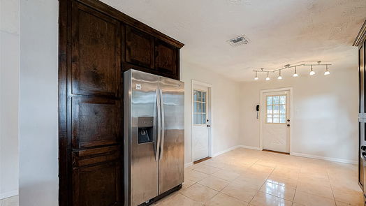 Houston 1-story, 3-bed 8930 SANGAMON Lane-idx