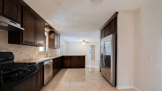 Houston 1-story, 3-bed 8930 SANGAMON Lane-idx