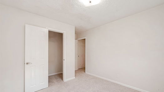 Houston 1-story, 3-bed 8930 SANGAMON Lane-idx