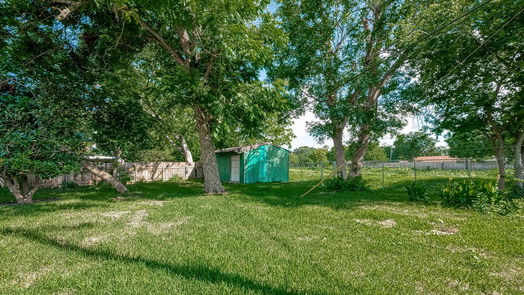 Houston 1-story, 3-bed 8930 SANGAMON Lane-idx
