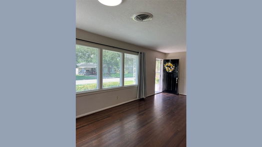 Houston 1-story, 3-bed 5815 Darnell Street-idx