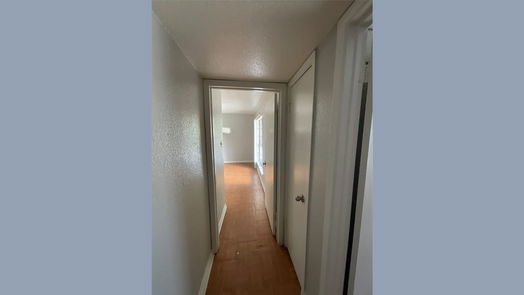 Houston 2-story, 2-bed 9090 S Braeswood Boulevard 5-idx