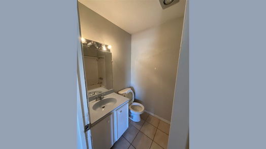 Houston 2-story, 2-bed 9090 S Braeswood Boulevard 5-idx