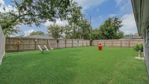 Houston 1-story, 3-bed 5815 Darnell Street-idx