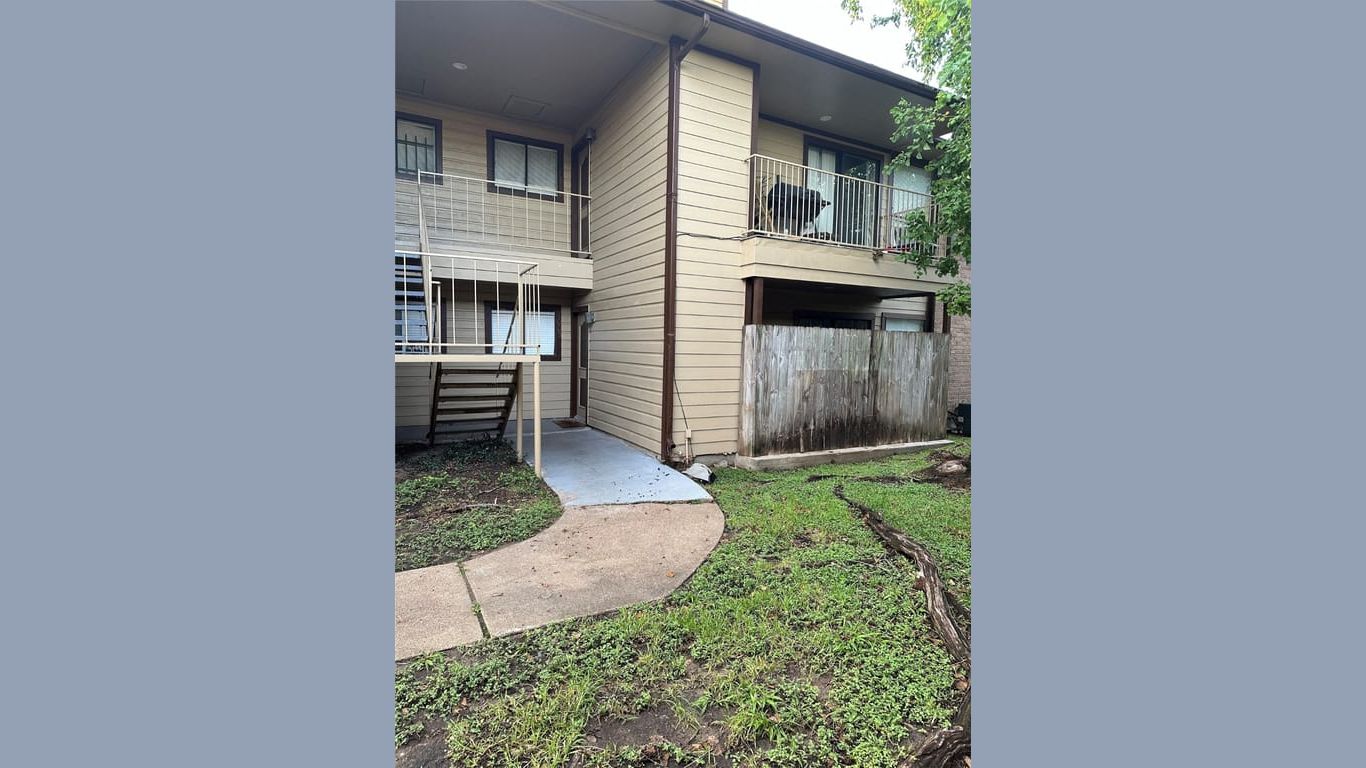 Houston 1-story, 2-bed 9000 Bissonnet Street 1003-idx