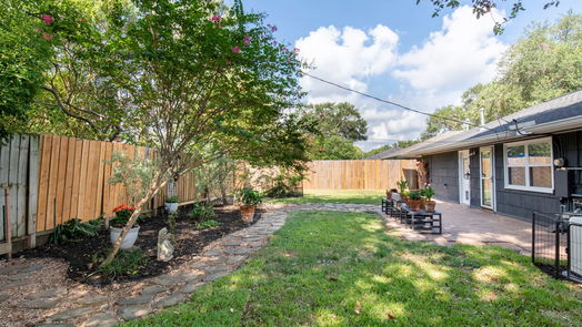 Houston 1-story, 3-bed 6227 Shadow Crest Street-idx