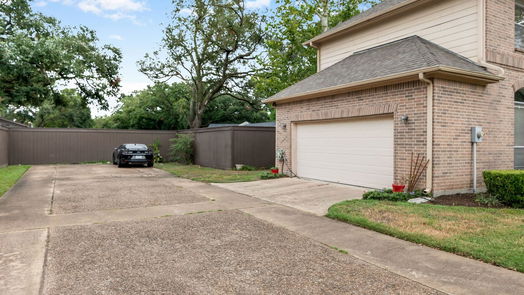 Houston 2-story, 3-bed 7615 Brae Acres Court-idx