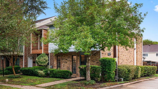 Houston 2-story, 2-bed 6635 Wanda Lane-idx