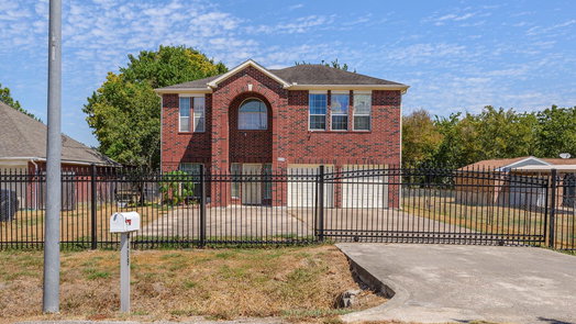 Houston 2-story, 3-bed 8409 Swiftwater Lane-idx