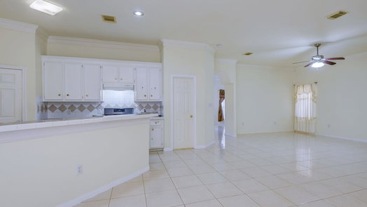 Houston 2-story, 3-bed 8409 Swiftwater Lane-idx