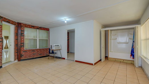 Houston 2-story, 3-bed 8409 Swiftwater Lane-idx