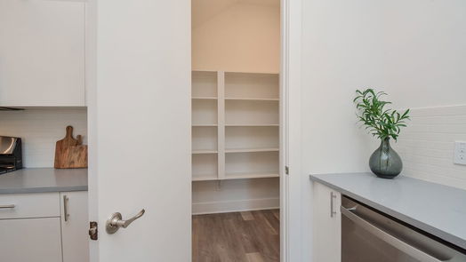 Houston 2-story, 3-bed 9617 Habitat Street-idx