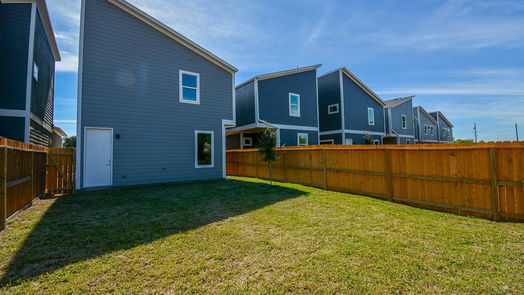 Houston 2-story, 3-bed 9617 Habitat Street-idx