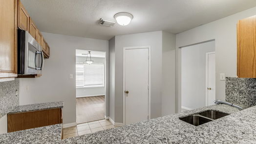 Houston 1-story, 3-bed 10926 Malden Drive-idx