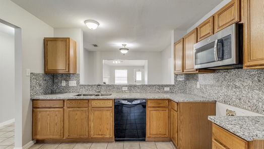 Houston 1-story, 3-bed 10926 Malden Drive-idx
