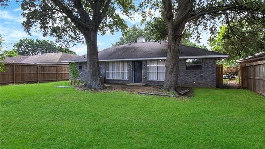 Houston 1-story, 4-bed 9450 Gulf Bridge Street-idx