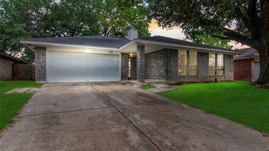 Houston 1-story, 4-bed 9450 Gulf Bridge Street-idx