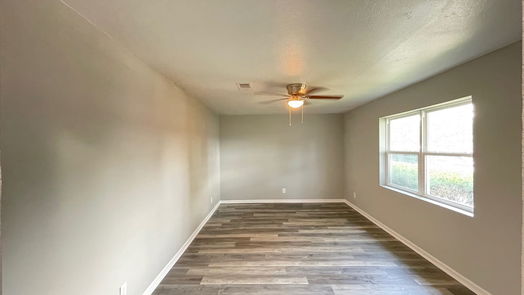 Houston 1-story, 3-bed 8806 Barton Street-idx