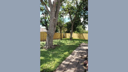 Houston 1-story, 4-bed 8330 Garden Parks Drive-idx