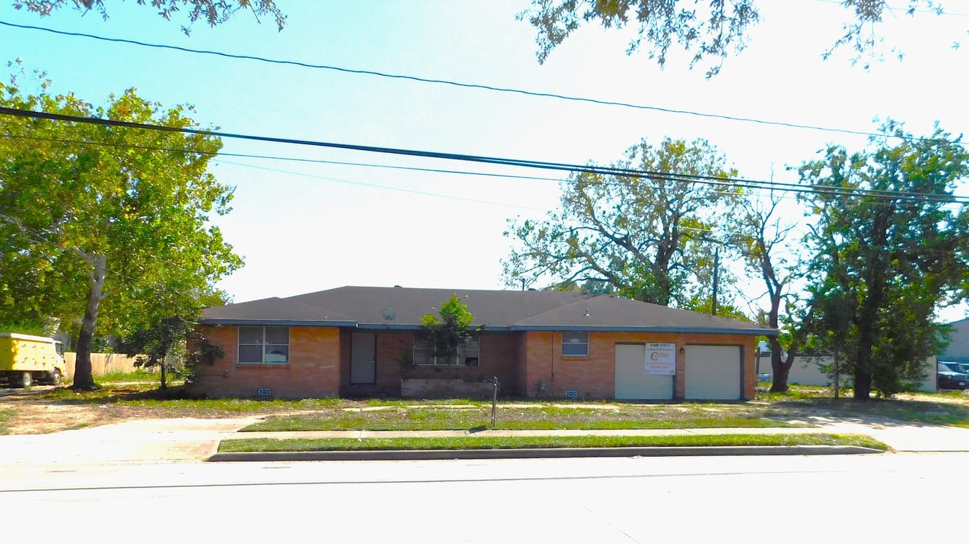 Houston 1-story, 1-bed 9030 Almeda Genoa Road-idx