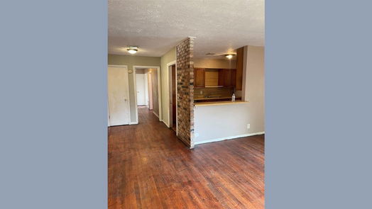 Houston 1-story, 3-bed 10110 Elmhurst Street-idx