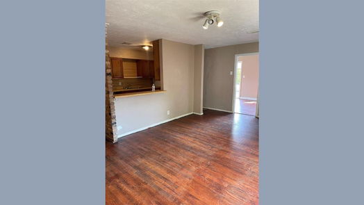 Houston 1-story, 3-bed 10110 Elmhurst Street-idx