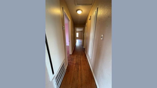 Houston 1-story, 3-bed 10110 Elmhurst Street-idx