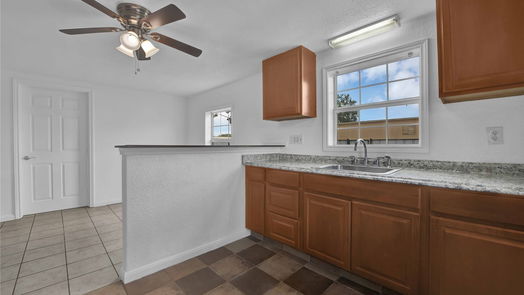 Houston 1-story, 5-bed 206 E Roselane Street-idx