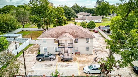 Houston 2-story, 10-bed 6106 Werner Street-idx