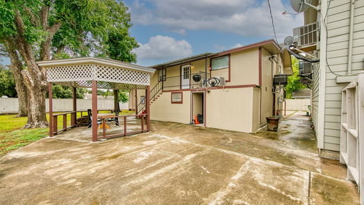 Houston 2-story, 10-bed 6106 Werner Street-idx