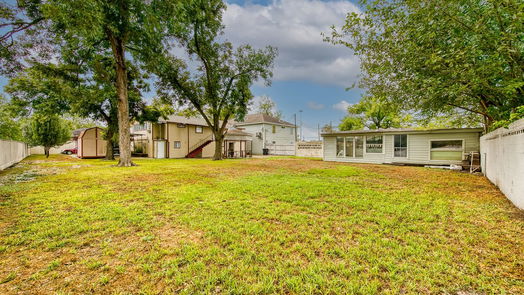 Houston 2-story, 10-bed 6106 Werner Street-idx