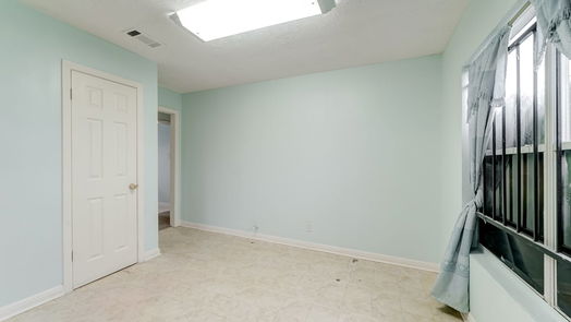 Houston 1-story, 2-bed 101 E Parker Road-idx