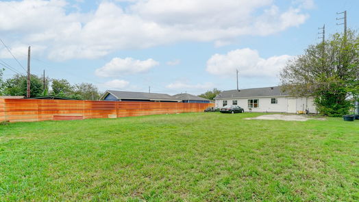 Houston 1-story, 2-bed 101 E Parker Road-idx