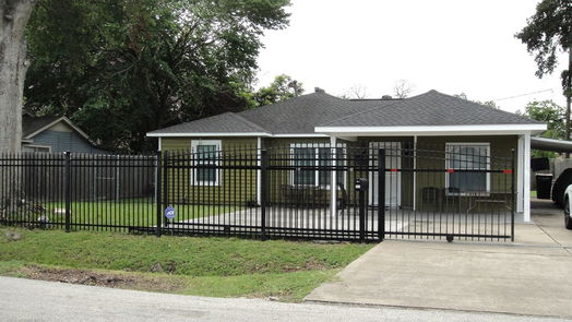 Houston 1-story, 3-bed 402 Twin Oaks Street-idx