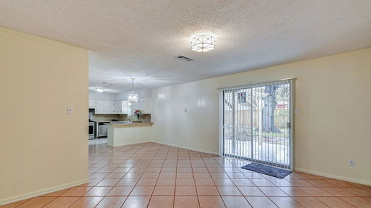 Houston 1-story, 3-bed 815 E Spreading Oak Drive-idx