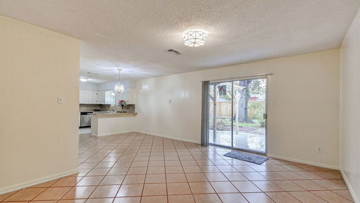 Houston 1-story, 3-bed 815 E Spreading Oak Drive-idx