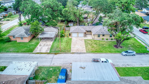 Houston 1-story, 3-bed 223 W W Riverwood Drive-idx